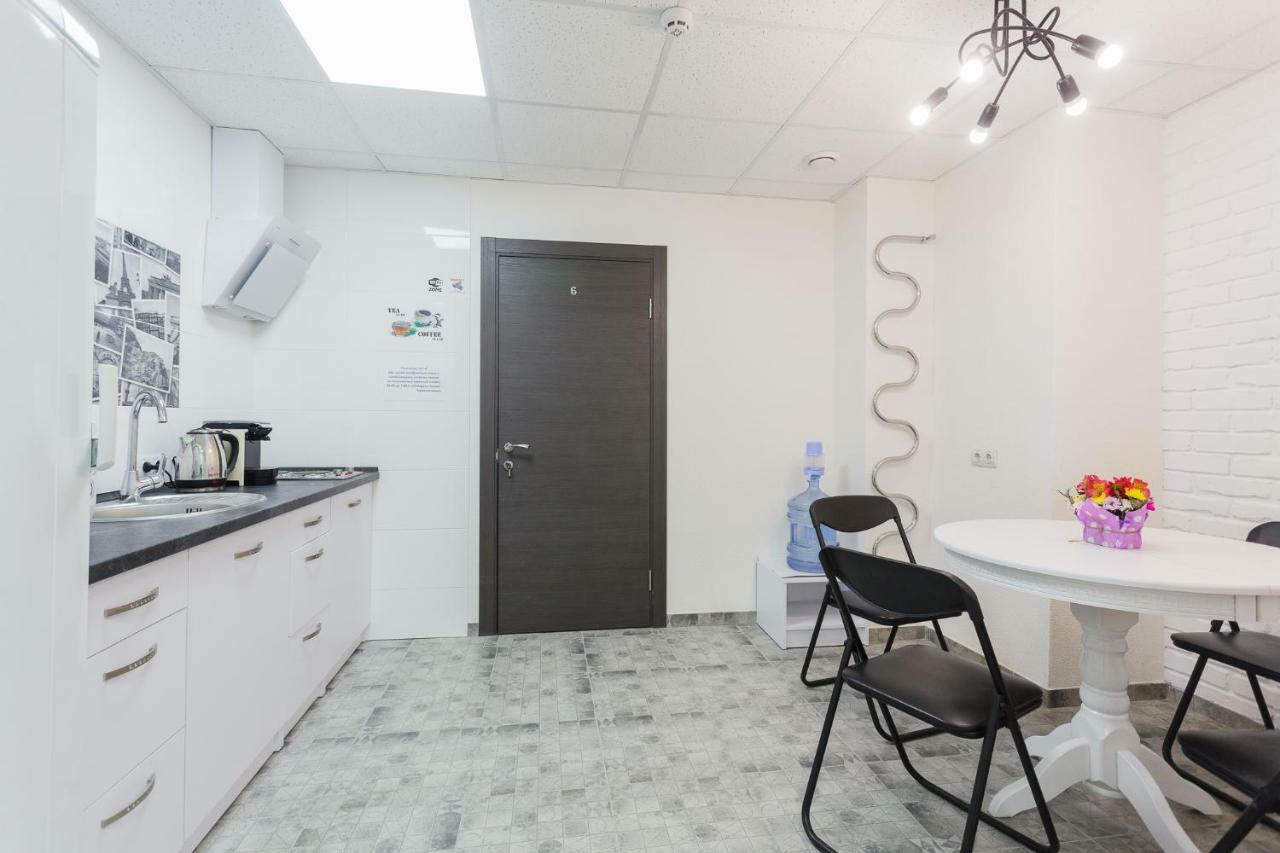 Skyhome Na Nauky Kyiv Exterior photo